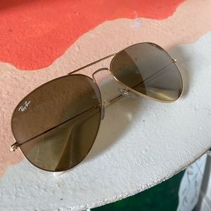 Ray-Ban Gold Frame White Aviators